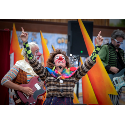 Espectacle de circ i clown Rocket Carnival Clownz